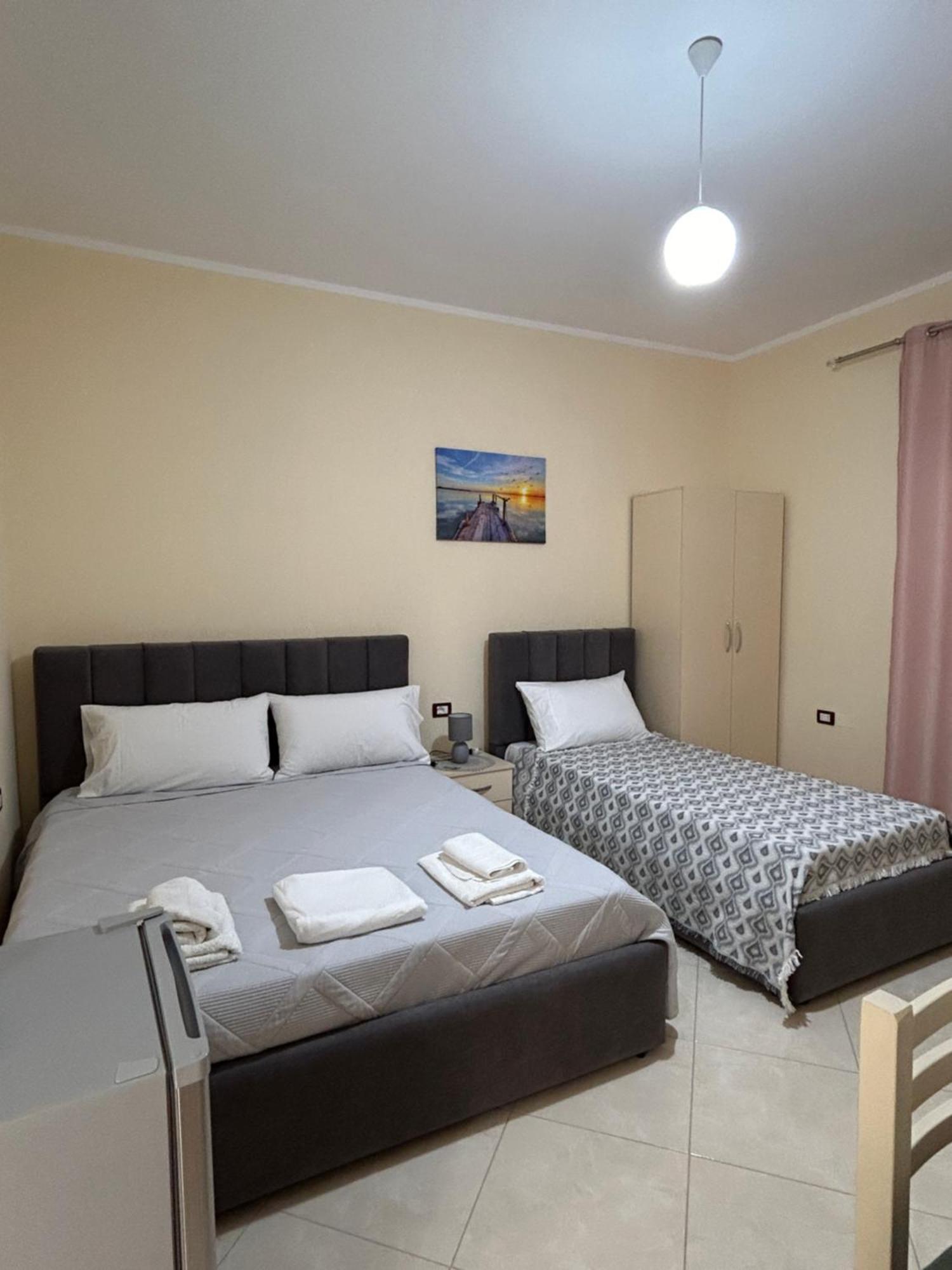 Rest House Vlorë Екстериор снимка