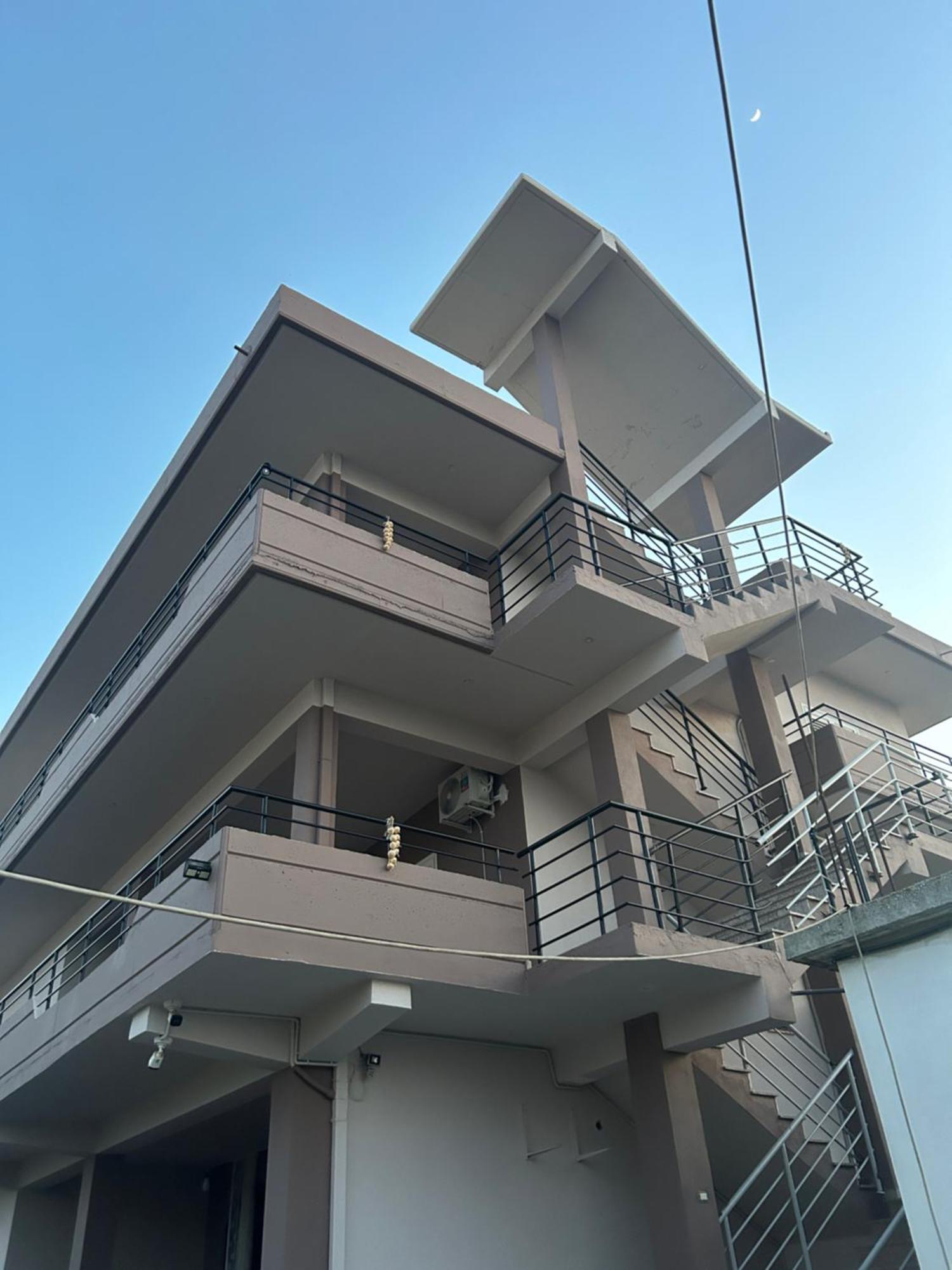 Rest House Vlorë Екстериор снимка